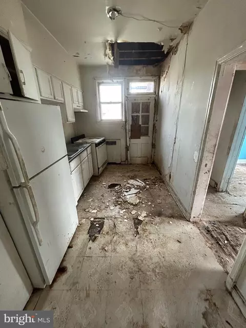Kitchen - 2500 Quantico Ave, Baltimore, MD 21215 photo 1 of 1