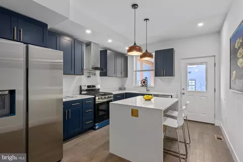 Kitchen - 2713 E Fayette St, Baltimore, MD 21224 photo 2 of 4