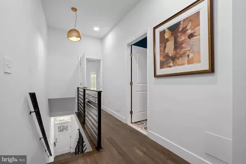 Entry Way - 2713 E Fayette St, Baltimore, MD 21224 photo 5 of 9