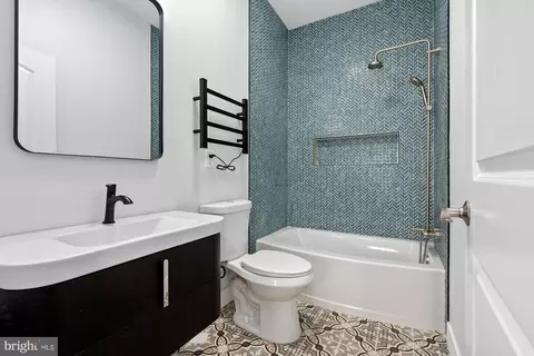 Bath - 2713 E Fayette St, Baltimore, MD 21224 photo 1 of 4