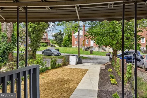 Exterior - 542 Lucia Ave, Baltimore, MD 21229 photo 4 of 4