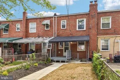 Exterior - 542 Lucia Ave, Baltimore, MD 21229 photo 3 of 4