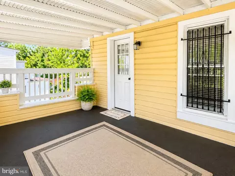 Exterior - 3630 Old Frederick Rd, Baltimore, MD 21229 photo 3 of 9