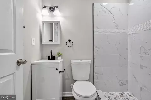 Bath - 2512 E Monument St, Baltimore, MD 21205 photo 1 of 5