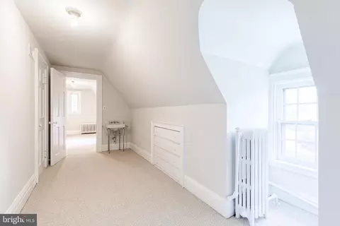 Entry Way - 202 Taplow Rd, Baltimore, MD 21212 photo 8 of 9
