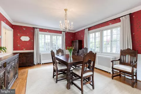 Dining - 202 Taplow Rd, Baltimore, MD 21212 photo 7 of 8