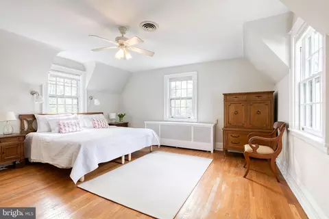 Bedroom - 202 Taplow Rd, Baltimore, MD 21212 photo 1 of 4