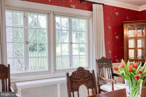Dining - 202 Taplow Rd, Baltimore, MD 21212 photo 3 of 8