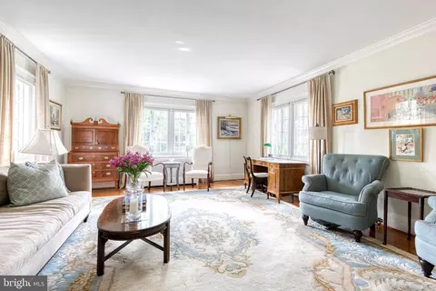 Living - 202 Taplow Rd, Baltimore, MD 21212 photo 2 of 3