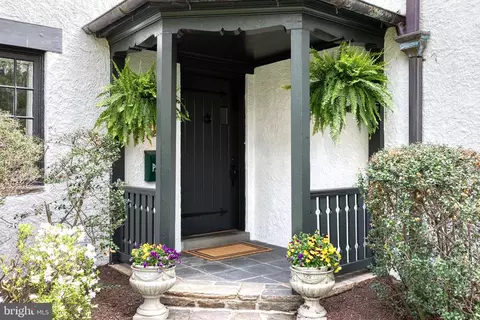 Exterior - 202 Taplow Rd, Baltimore, MD 21212 photo 3 of 19