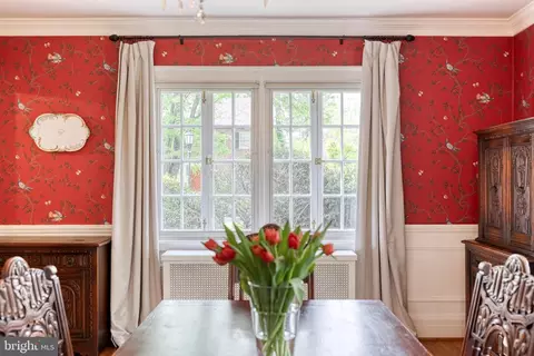 Dining - 202 Taplow Rd, Baltimore, MD 21212 photo 8 of 8