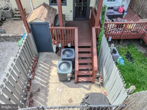 Exterior - 1139 Scott St, Baltimore, MD 21230 photo 4 of 7