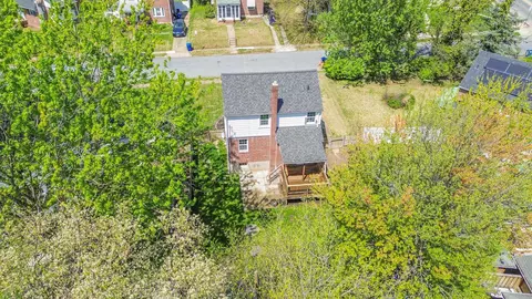 View/Area - 4203 Barrington Rd, Baltimore, MD 21229 photo 3 of 4