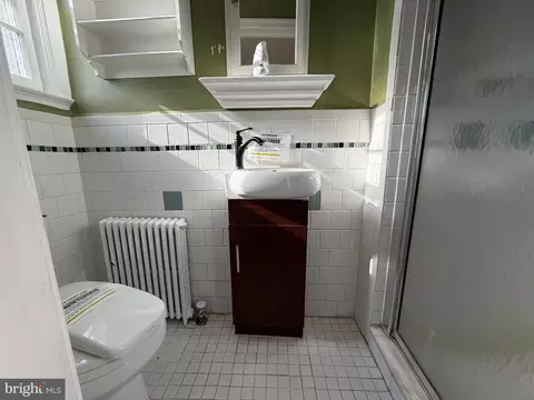 Bath - 3514 White Chapel Rd, Baltimore, MD 21215 photo 1 of 2