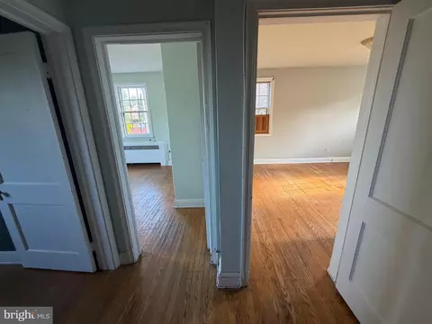 Entry Way - 3514 White Chapel Rd, Baltimore, MD 21215 photo 11 of 17