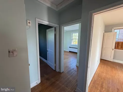 Entry Way - 3514 White Chapel Rd, Baltimore, MD 21215 photo 12 of 17