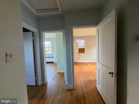 Entry Way - 3514 White Chapel Rd, Baltimore, MD 21215 photo 7 of 17