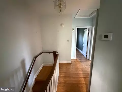 Entry Way - 3514 White Chapel Rd, Baltimore, MD 21215 photo 10 of 17
