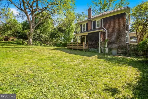 Exterior - 202 S Athol Ave, Baltimore, MD 21229 photo 9 of 13