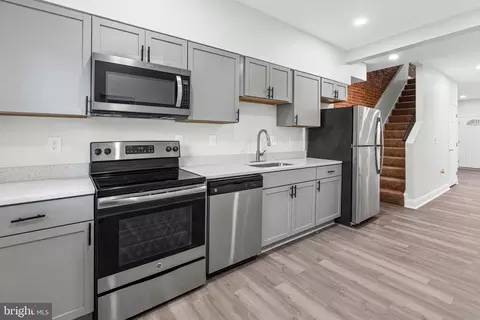 923 Bennett Pl, Baltimore, MD 21223