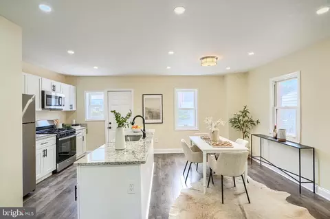 Entry Way - 1414 N Decker Ave, Baltimore, MD 21213 photo 5 of 11