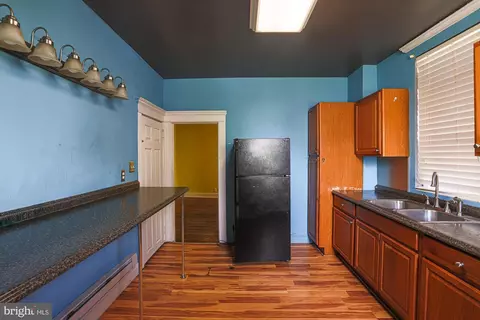 Entry Way - 3128 Baker St, Baltimore, MD 21216 photo 5 of 8