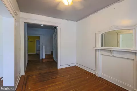 Entry Way - 3128 Baker St, Baltimore, MD 21216 photo 2 of 8