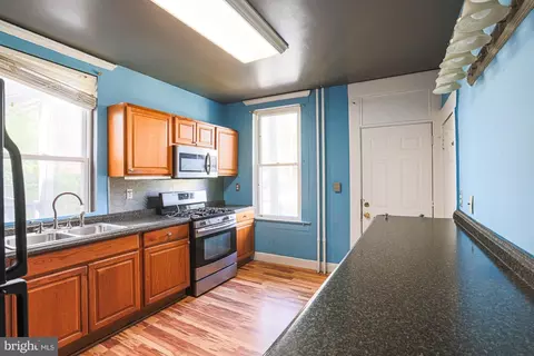Entry Way - 3128 Baker St, Baltimore, MD 21216 photo 4 of 8
