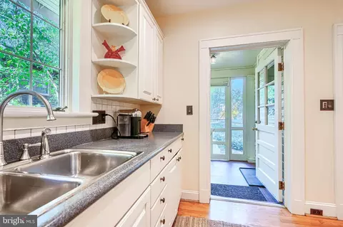 Other - 207 Hawthorne Rd, Baltimore, MD 21210 photo 10 of 29