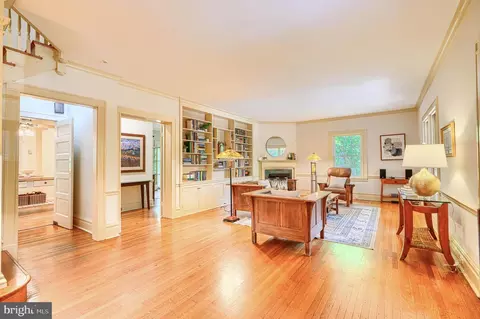 Living - 207 Hawthorne Rd, Baltimore, MD 21210 photo 3 of 3