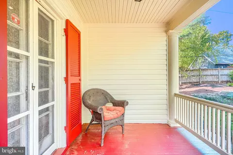 Exterior - 207 Hawthorne Rd, Baltimore, MD 21210 photo 15 of 34