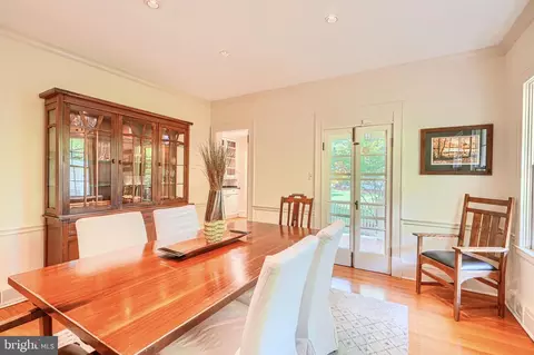 Dining - 207 Hawthorne Rd, Baltimore, MD 21210 photo 3 of 5