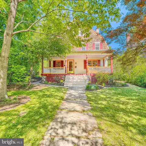 Exterior - 207 Hawthorne Rd, Baltimore, MD 21210 photo 6 of 34