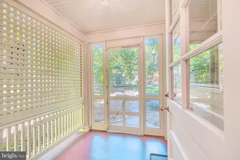 Exterior - 207 Hawthorne Rd, Baltimore, MD 21210 photo 16 of 34