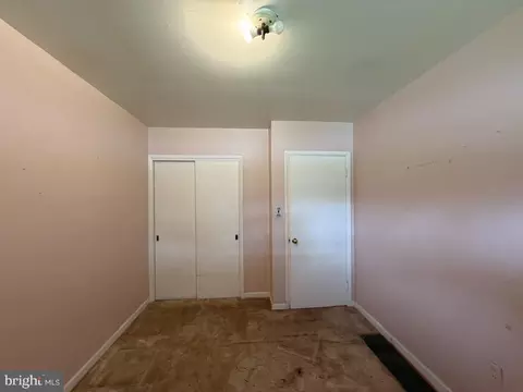 Bedroom - 6402 Mcclean Blvd, Baltimore, MD 21214 photo 1 of 8