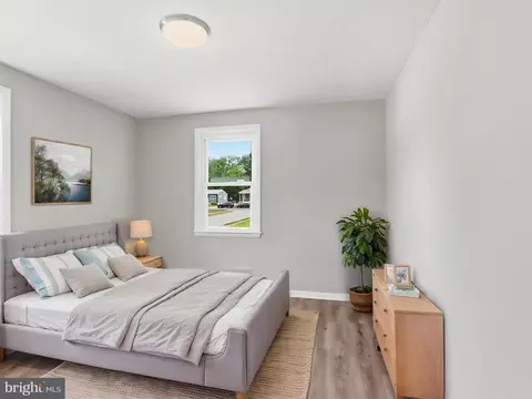 Bedroom - 6237 Laurelton Ave, Baltimore, MD 21214 photo 1 of 3