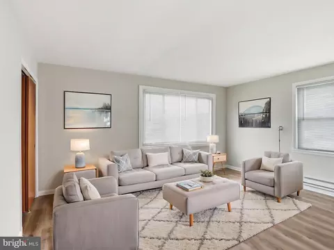 Living - 6237 Laurelton Ave, Baltimore, MD 21214 photo 7 of 7