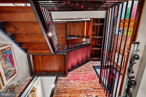 Entry Way - 1240 Riverside Ave, Baltimore, MD 21230 photo 6 of 6
