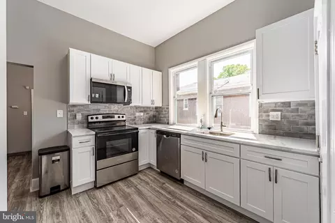 Kitchen - 1008 Walnut Ave, Baltimore, MD 21229 photo 1 of 1