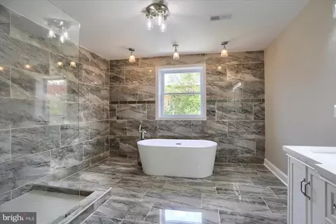 Bath - 1811 Madison Ave, Baltimore, MD 21217 photo 3 of 4