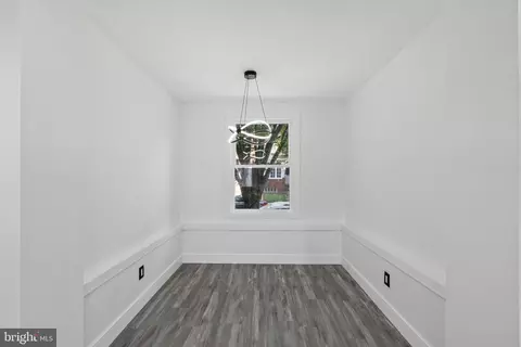 Entry Way - 2627 Garrett Ave, Baltimore, MD 21218 photo 6 of 7