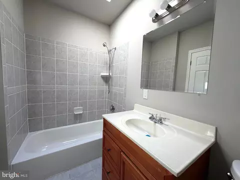 Bath - 2813 E Madison St, Baltimore, MD 21205 photo 2 of 2