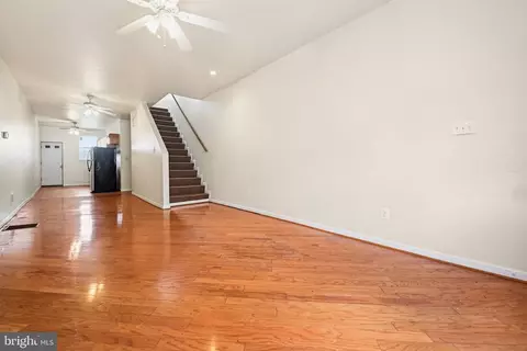Living - 1721 E Oliver St, Baltimore, MD 21213 photo 3 of 5