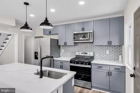1513 Kingsway Rd, Baltimore, MD 21218