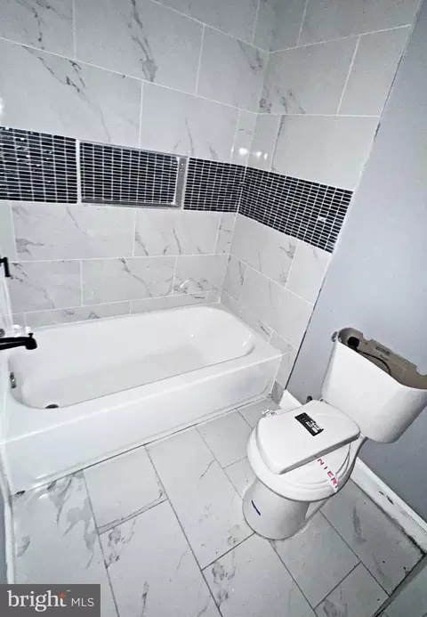 Bath - 2736 Mura St, Baltimore, MD 21213 photo 1 of 2