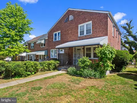 Exterior - 101 Upmanor Rd, Baltimore, MD 21229 photo 2 of 9