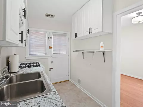 Other - 101 Upmanor Rd, Baltimore, MD 21229 photo 5 of 10