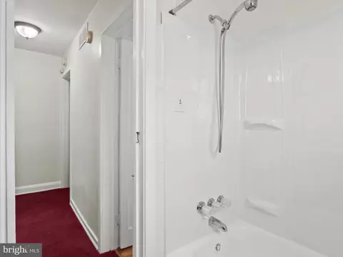 Entry Way - 101 Upmanor Rd, Baltimore, MD 21229 photo 2 of 2