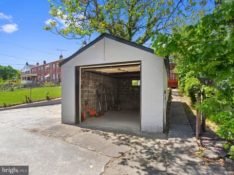 Exterior - 101 Upmanor Rd, Baltimore, MD 21229 photo 9 of 9