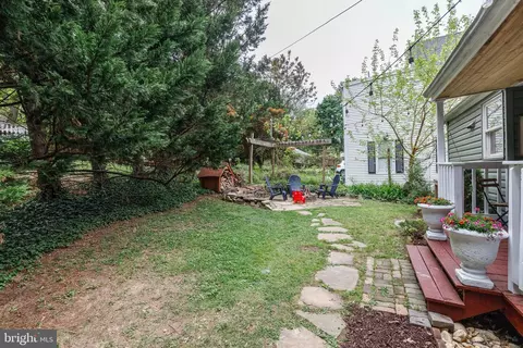 Exterior - 404 Evesham Ave, Baltimore, MD 21212 photo 9 of 15